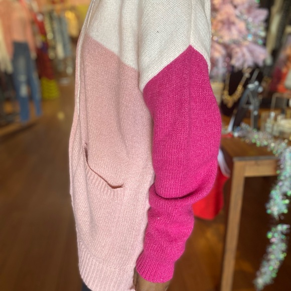 Color Block Button-Up Cardigan - Picture 4 of 4